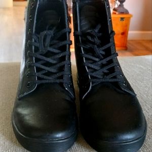 Dr Martens